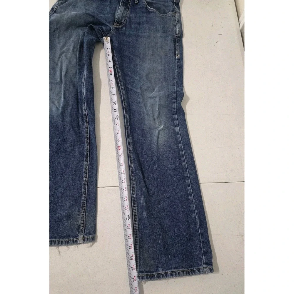 Ariat M5 Travis Straight Fit Blue Jeans Mens 32x32 (32x30) Med Wash Distressed
